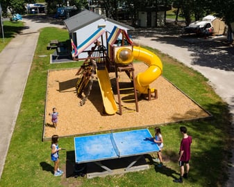 Barwon River Holiday Park, Geelong and the Bellarine, Victoria, Australia | CamperMate | CamperMate
