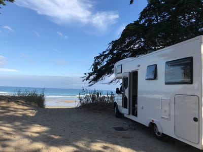 Katiki Beach North Reserve Rest Stop , Waitaki, Otago, New Zealand | CamperMate | CamperMate