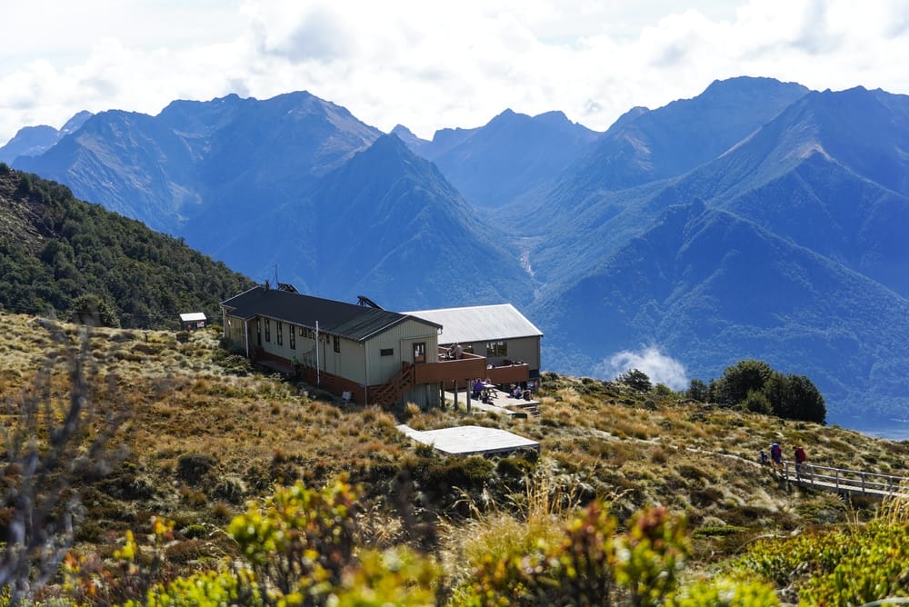 Luxmore Hut, Kepler Track