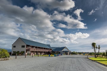 Haast River Motels and Holiday Park