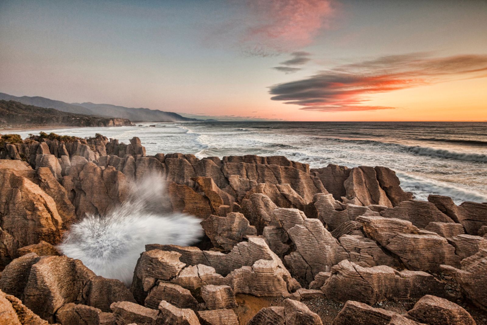 Punakaiki Pancake Rocks and Blowhole