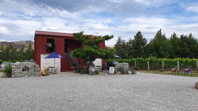 River Rock Estate, Fully Self-Contained vans only